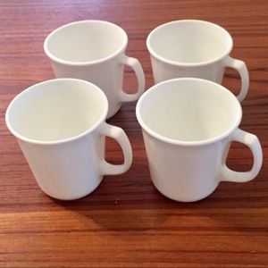 For Corning coffee mugs in great condition!